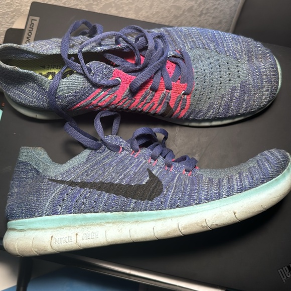Nike Free Run Flyknit - Picture 10 of 10